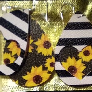 Sunflower 🌻 earrings